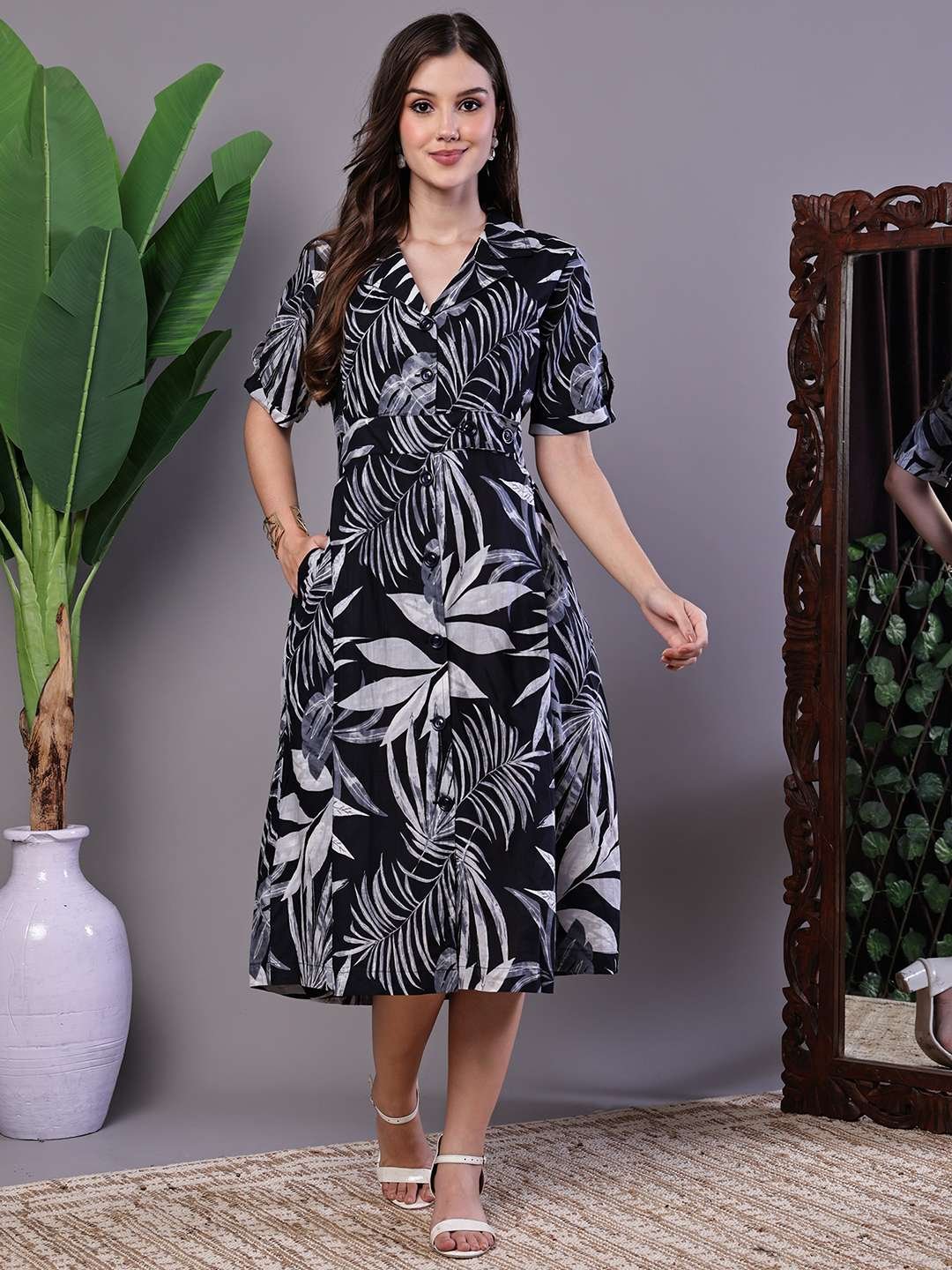 Women's Tropical Palm Print Black & White Cotton Shirt Dress
