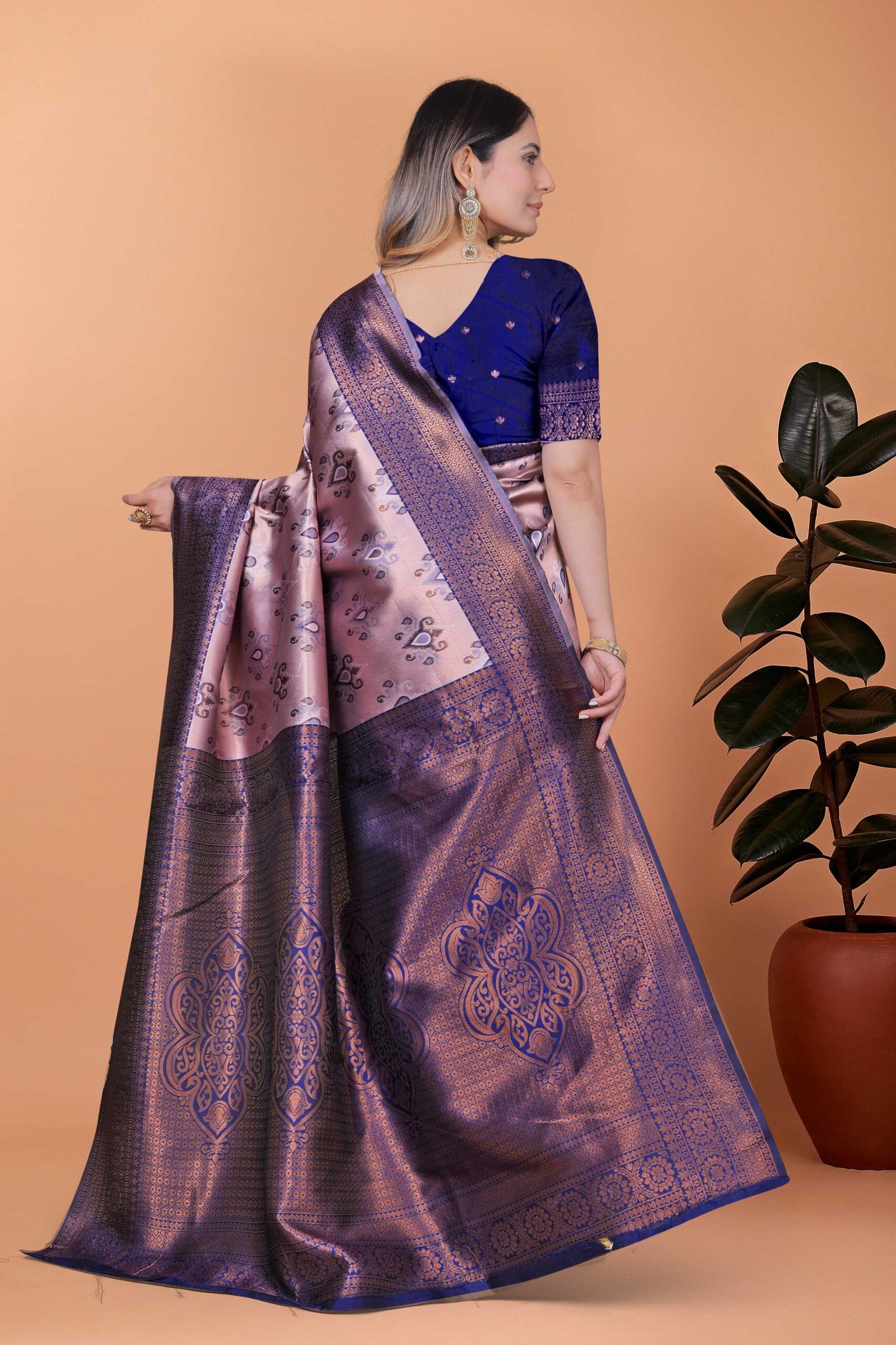 Lilac & Deep Indigo Woven Silk Saree with Unstitched Blouse Piece - Image 4