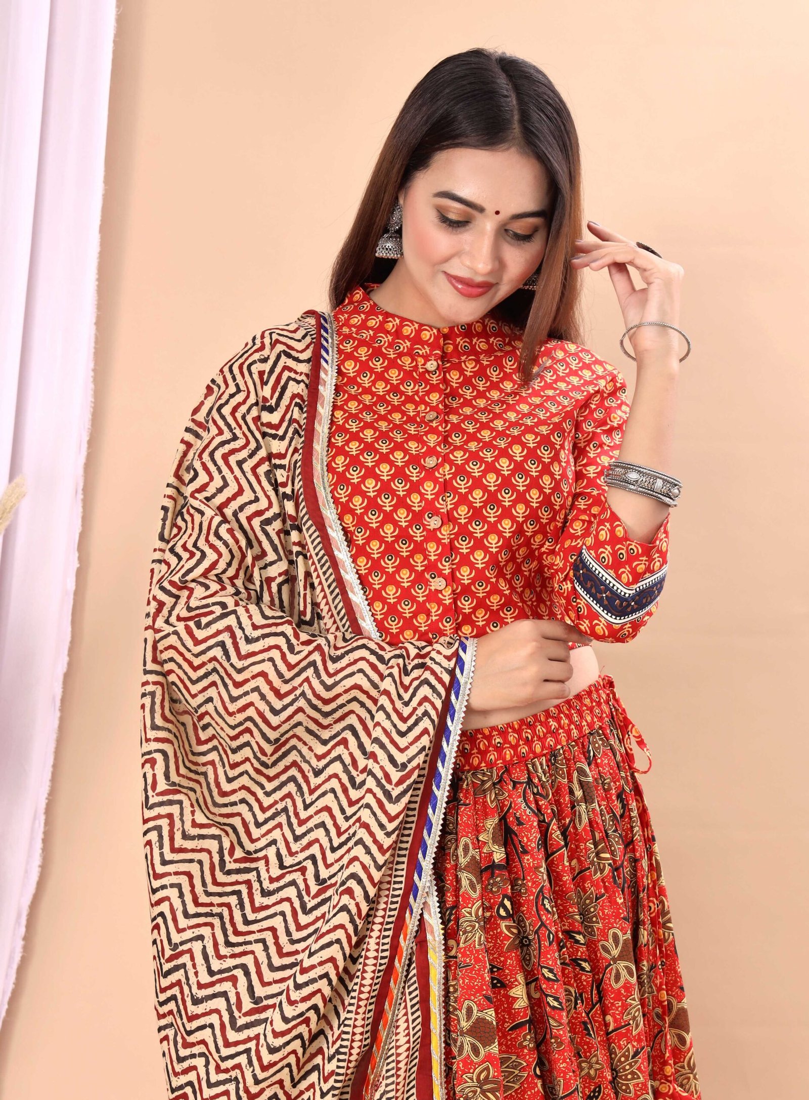 Beige Floral Kurti & Red Printed Skirt Set with Striped Dupatta - Image 2